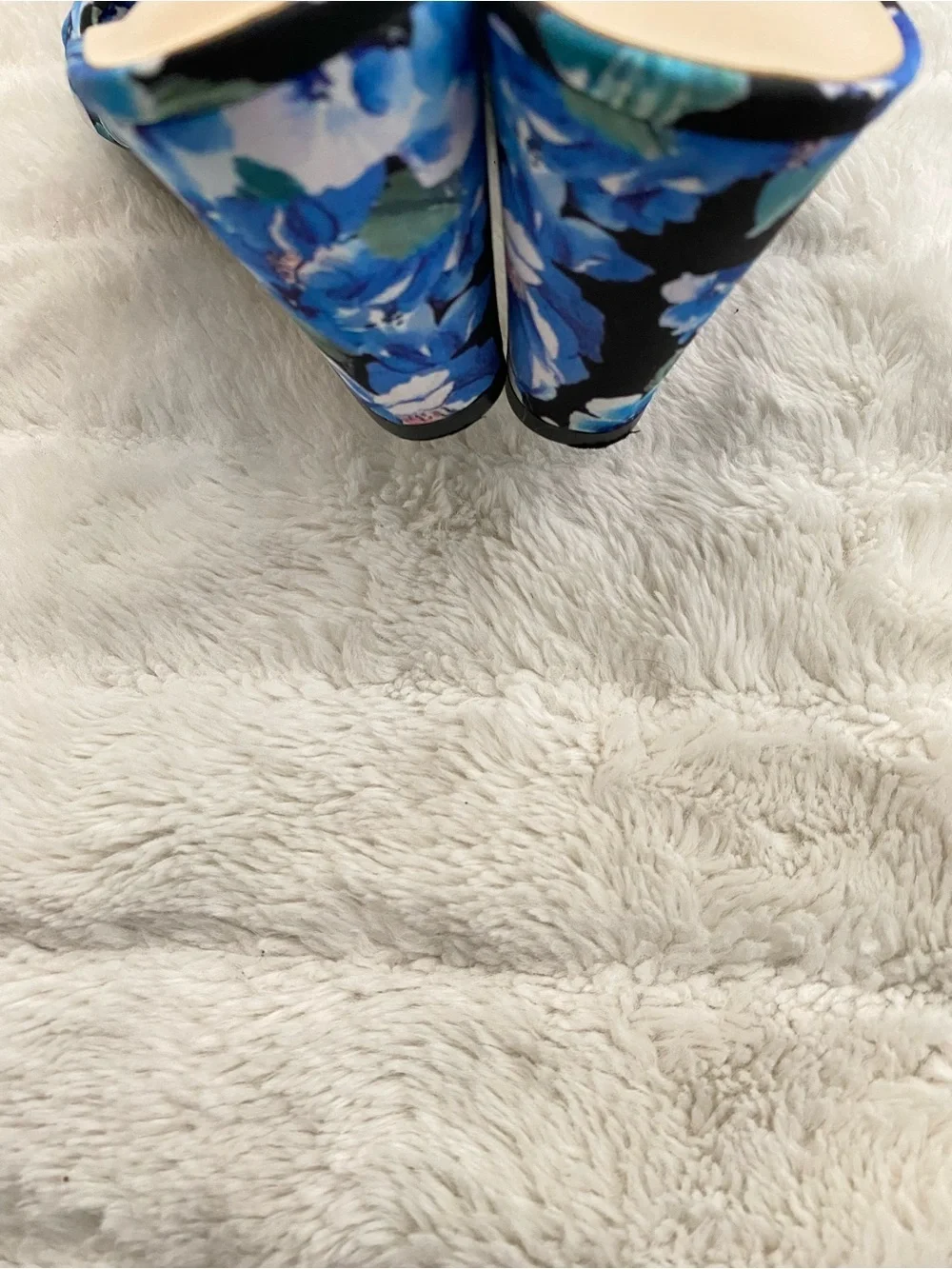 Nine West Blue Floral Knot Wedge Sandals Size 6.5